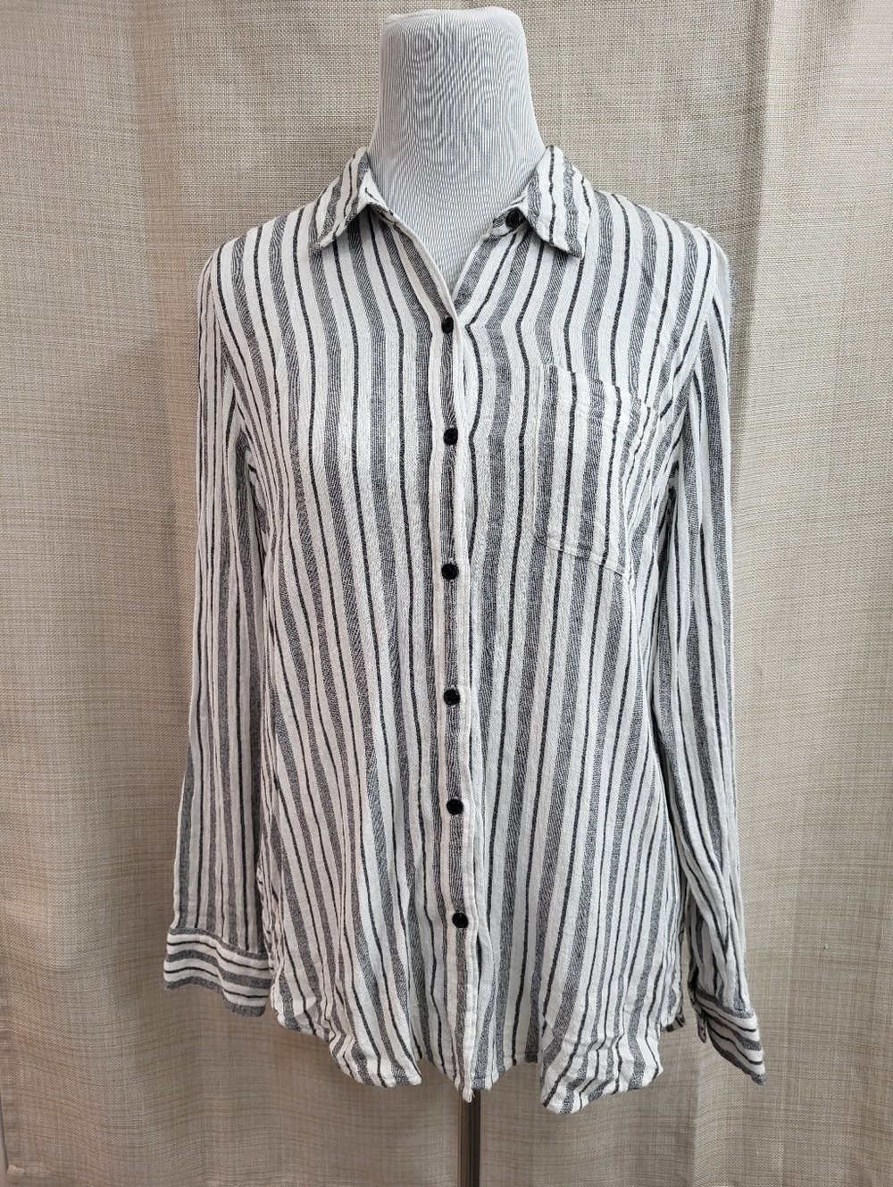 Lucky‎ Brand Women's Black White Striped Button Down Blouse Back Detail Size Med